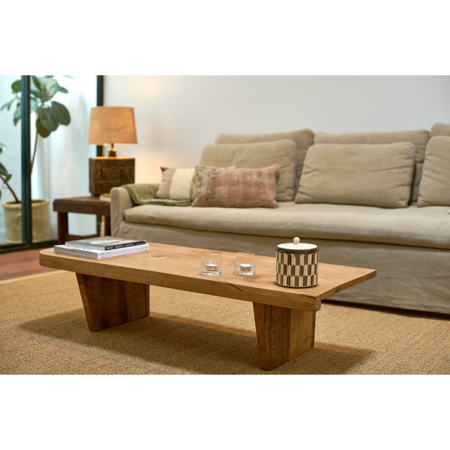 BOMO COFFEE TABLE IMKA