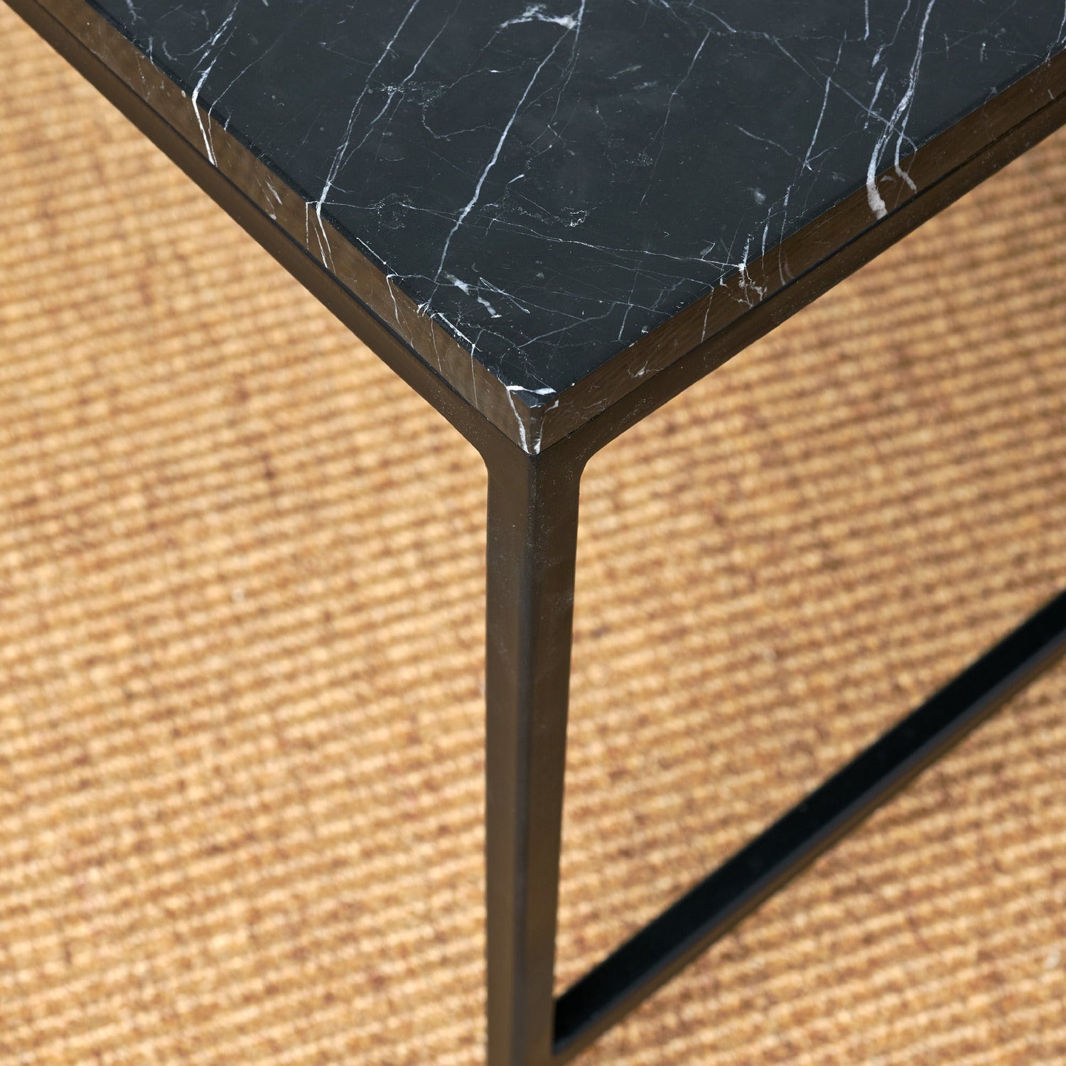 BOMO SIDE WOPKO BLACK MARBLE