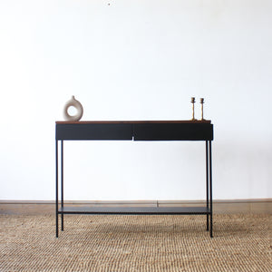 Malo console table